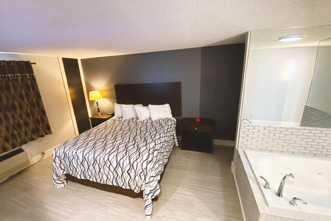 Coratel Inn & Suites By Jasper Hastings المظهر الخارجي الصورة