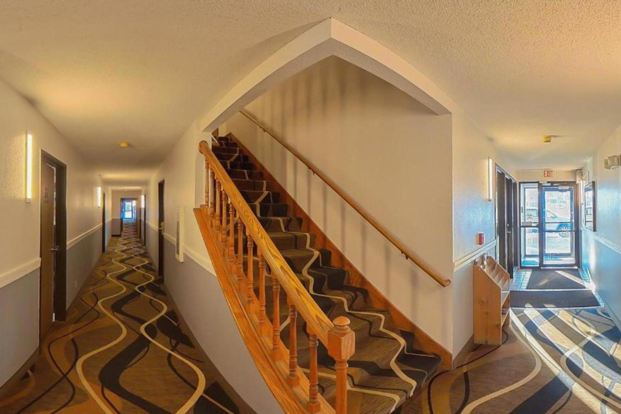 Coratel Inn & Suites By Jasper Hastings المظهر الخارجي الصورة